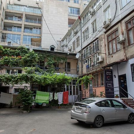 Golden Nugget Apartment Tbilisi Zewnętrze zdjęcie